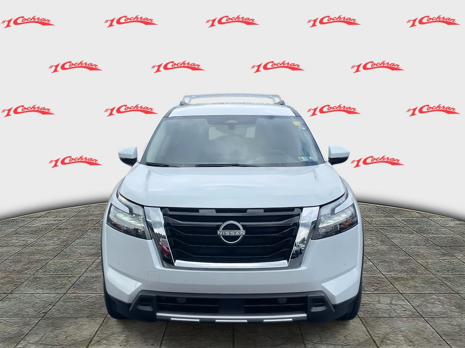 2025 Nissan Pathfinder SL photo 6