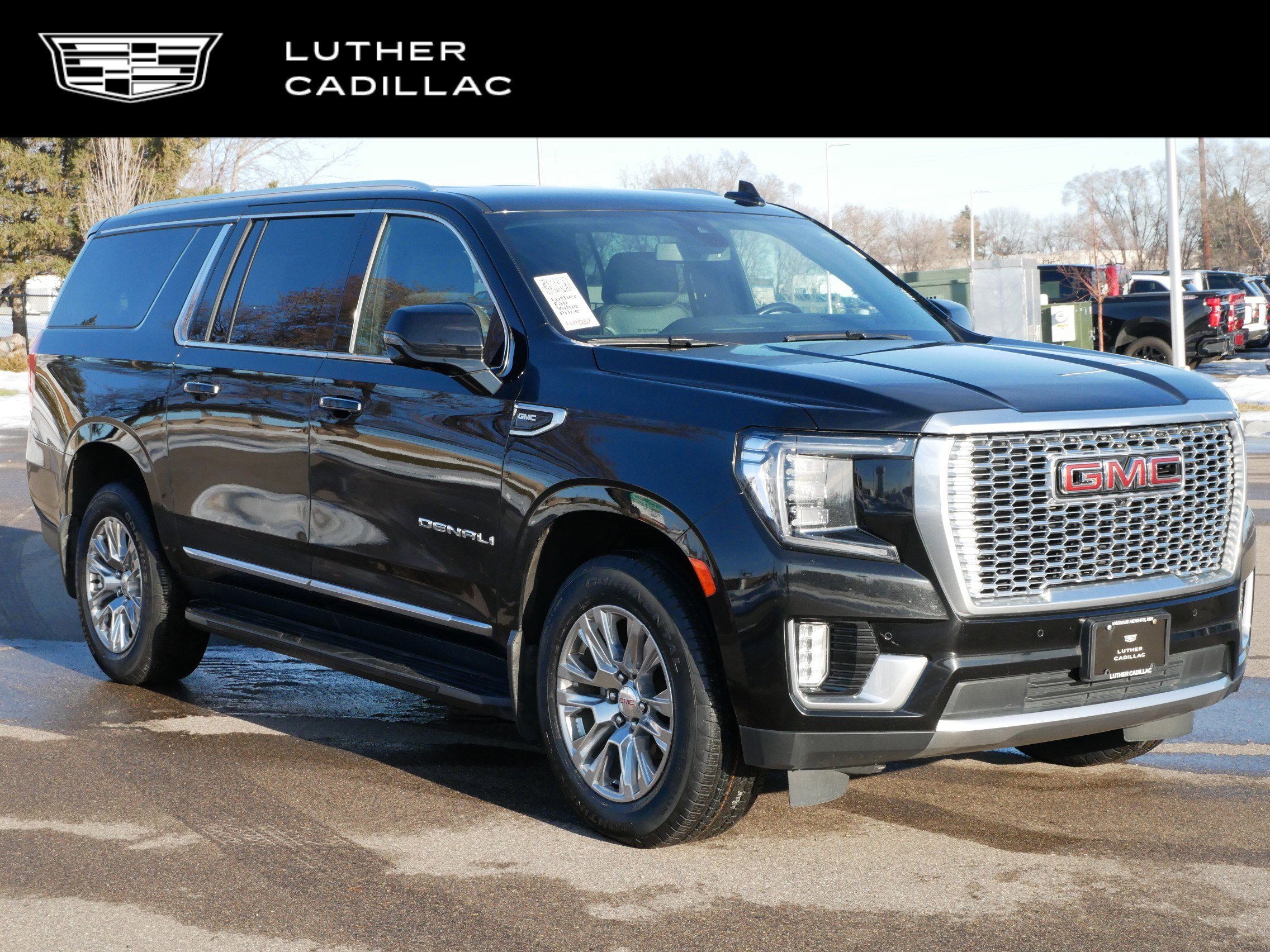 2021 GMC Yukon XL Denali's photo