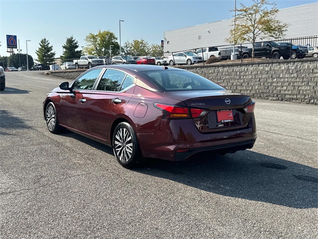 2024 Nissan Altima 2.5 SV photo 6