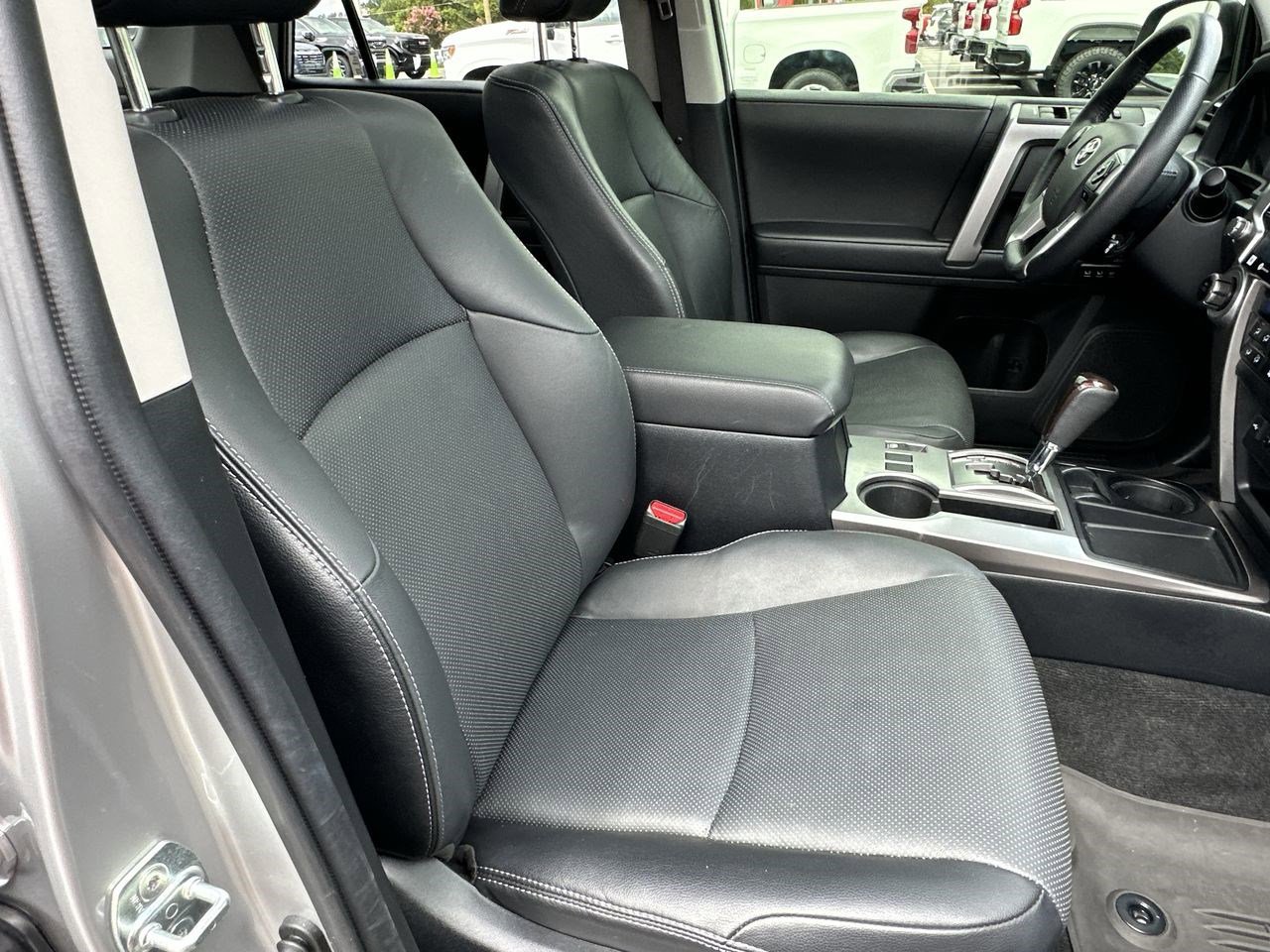 2023 Toyota 4Runner Limited photo 38