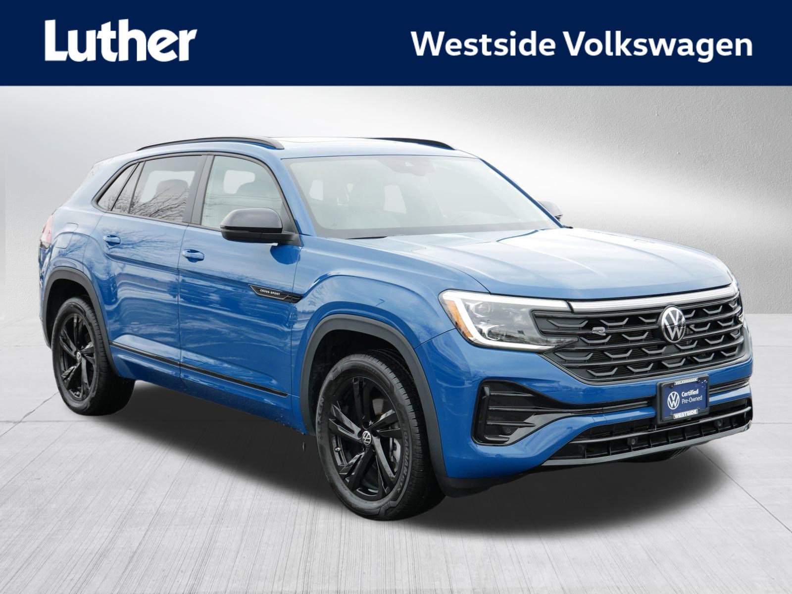 2025 Volkswagen Atlas Cross Sport SEL R-LINE's photo