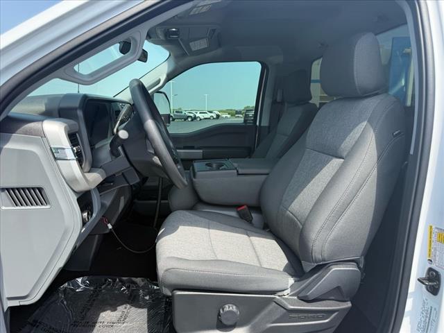 2024 Ford F-350 XL photo 16