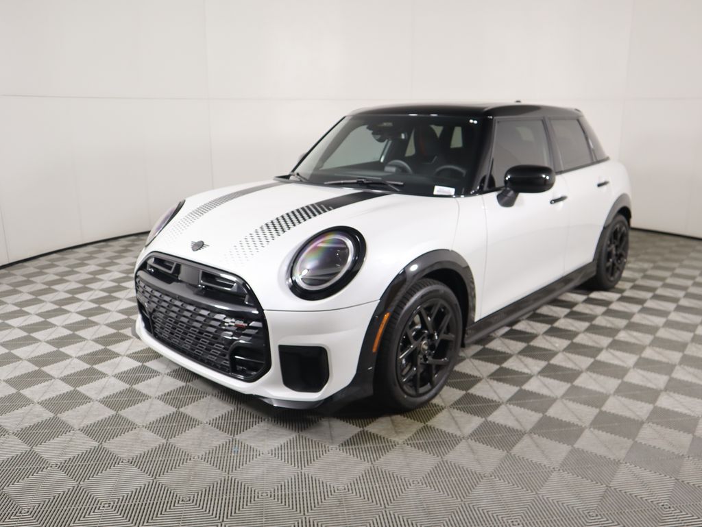 2026 MINI Hardtop 4 Door S's photo