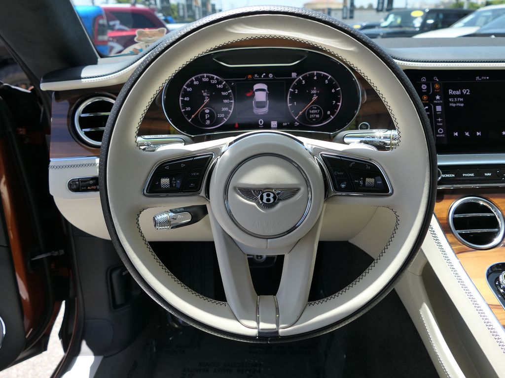 2022 Bentley Continental GT V8 photo 16