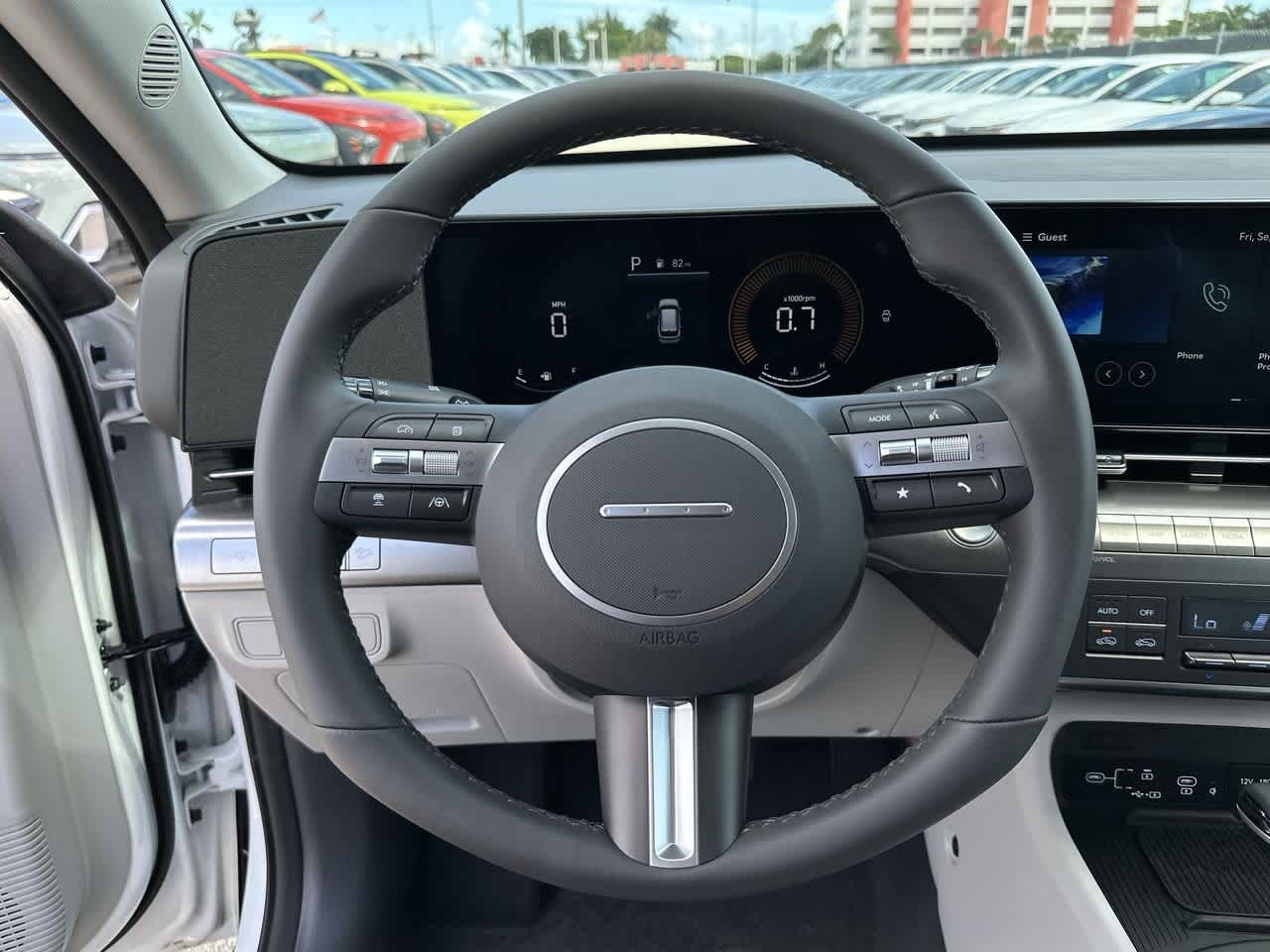 2026 Hyundai Kona SEL photo 14