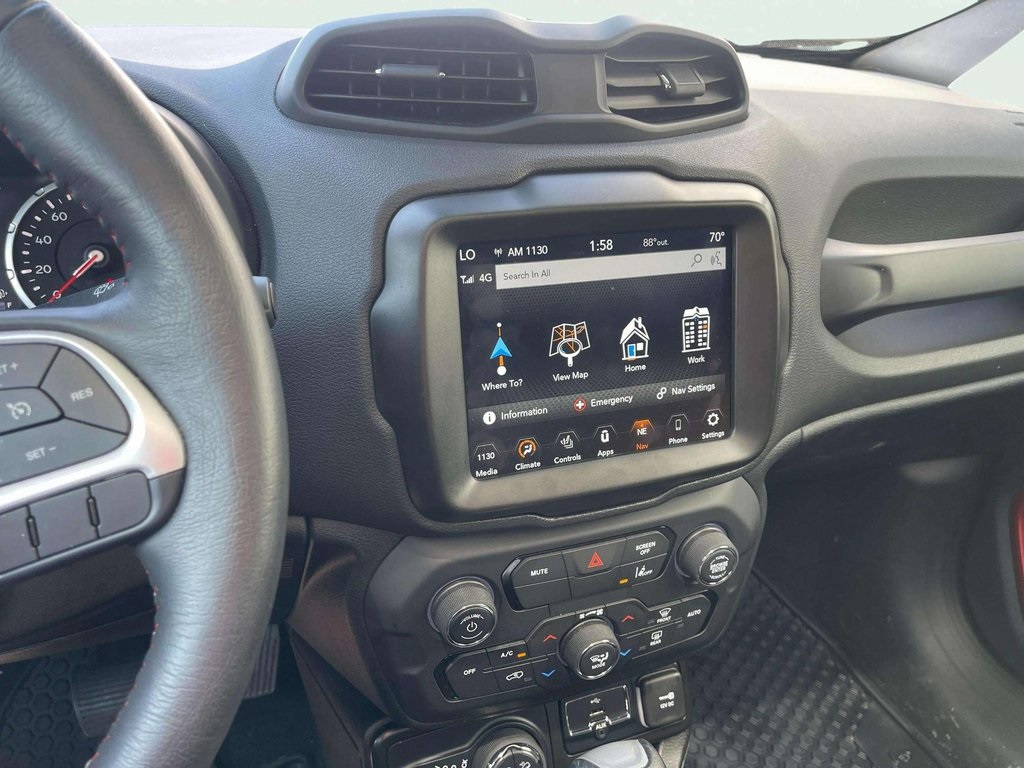 2023 Jeep Renegade Trailhawk photo 8