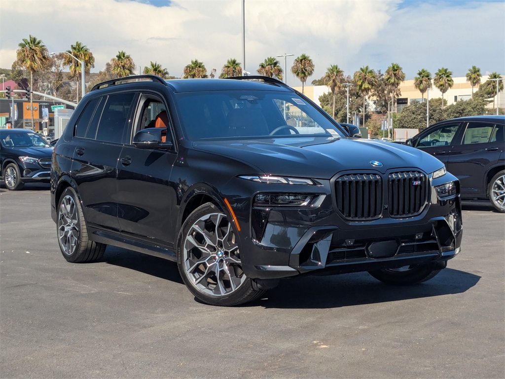 2026 BMW X7 M60i's photo
