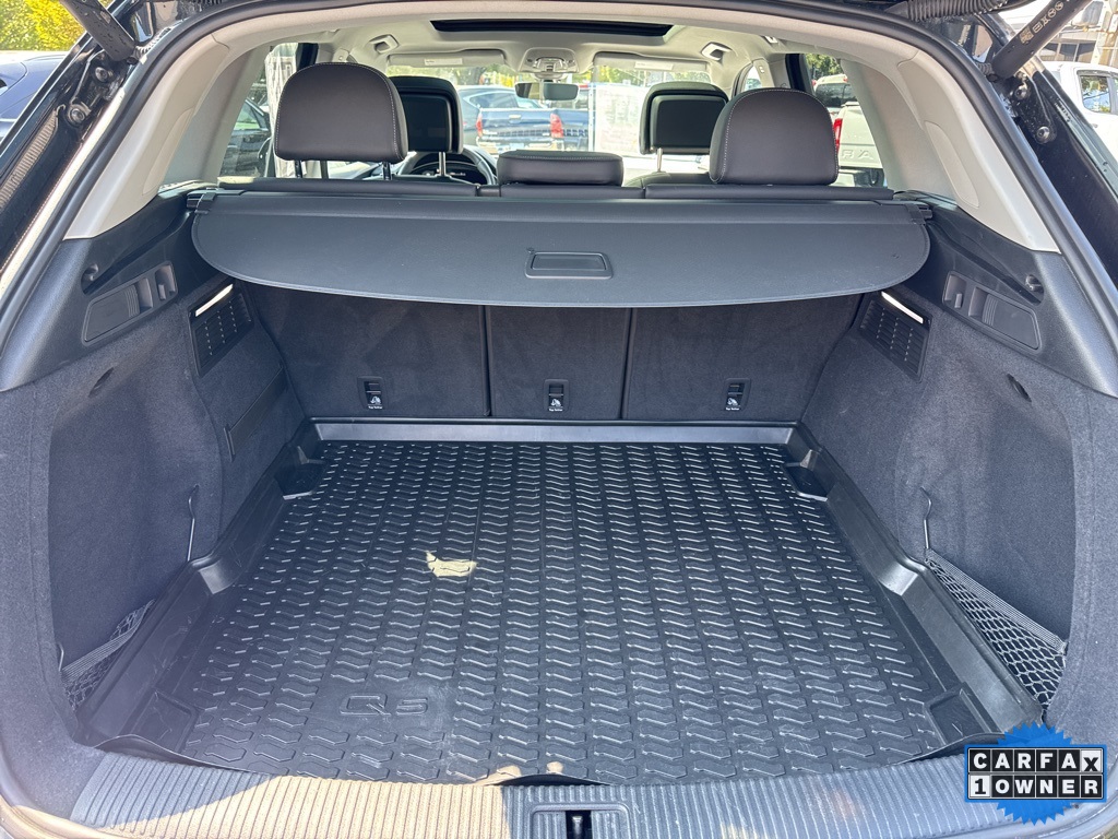 2023 Audi Q5 45 S line Premium photo 12