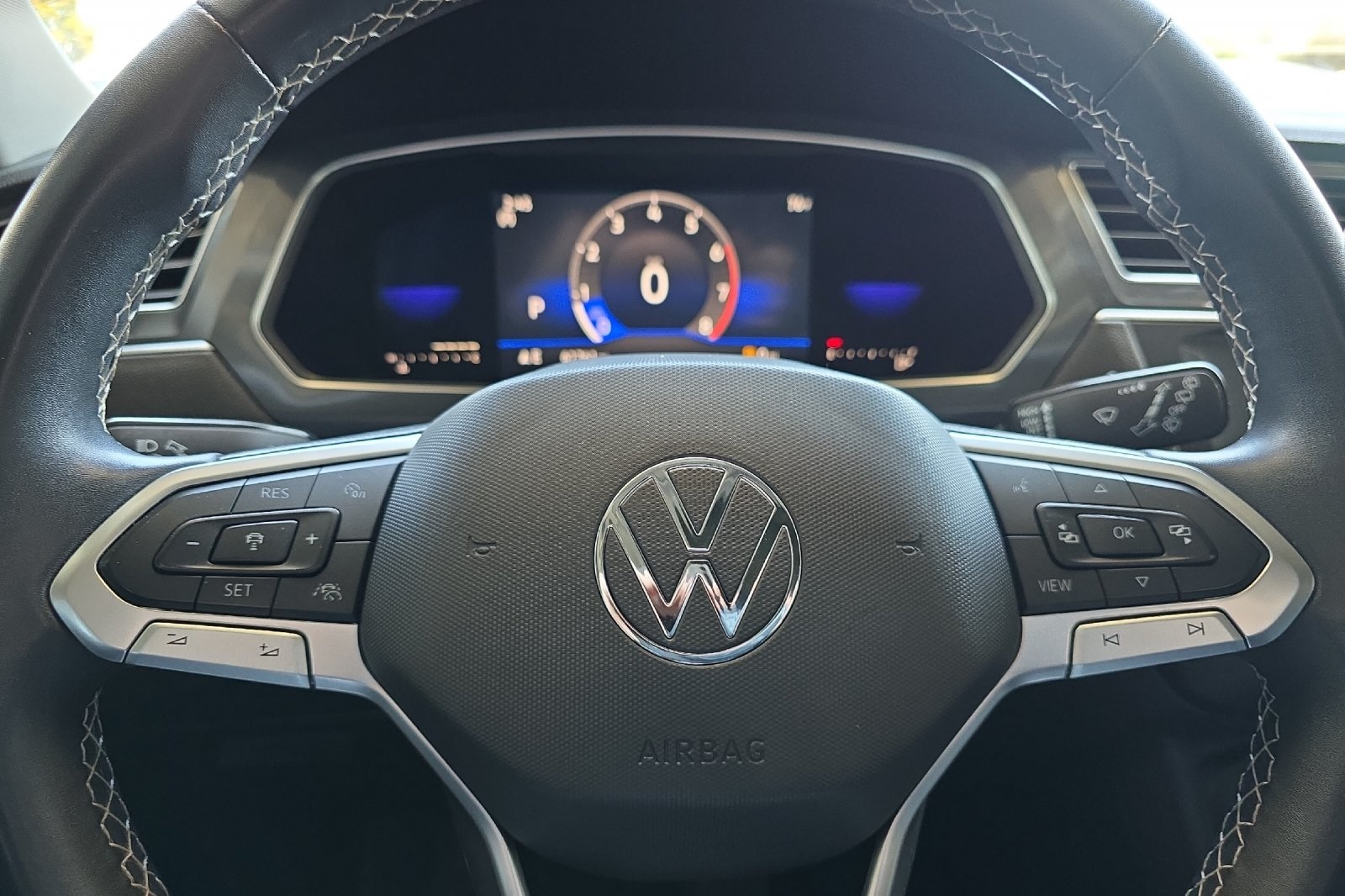 2022 Volkswagen Tiguan SE photo 21