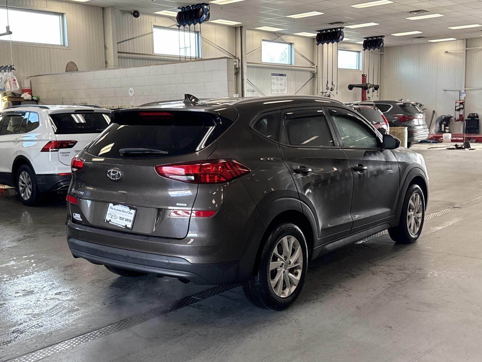 2019 Hyundai Tucson Value photo 2
