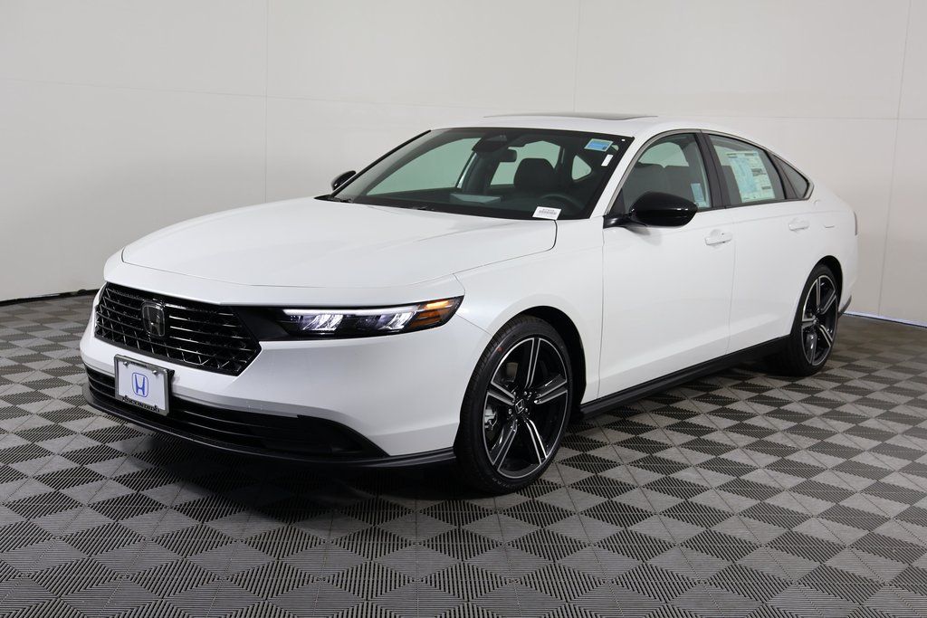 2025 Honda Accord Hybrid Sport's photo