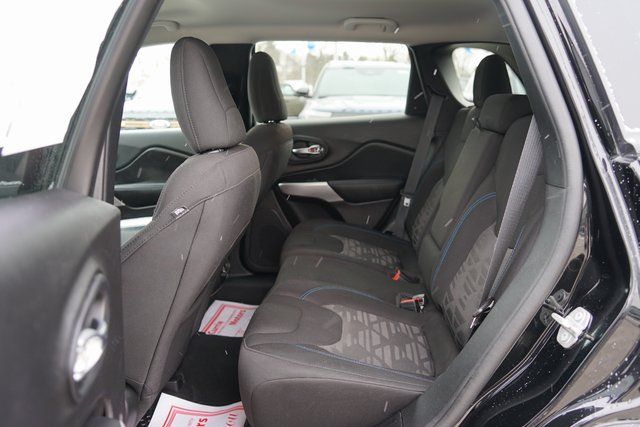 2020 JEEP CHEROKEE - Image 8