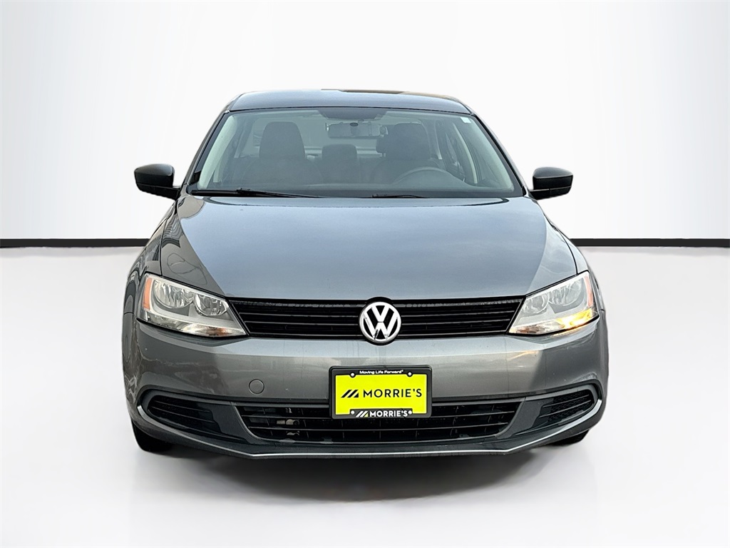 2014 Volkswagen Jetta 2.0 S photo 2