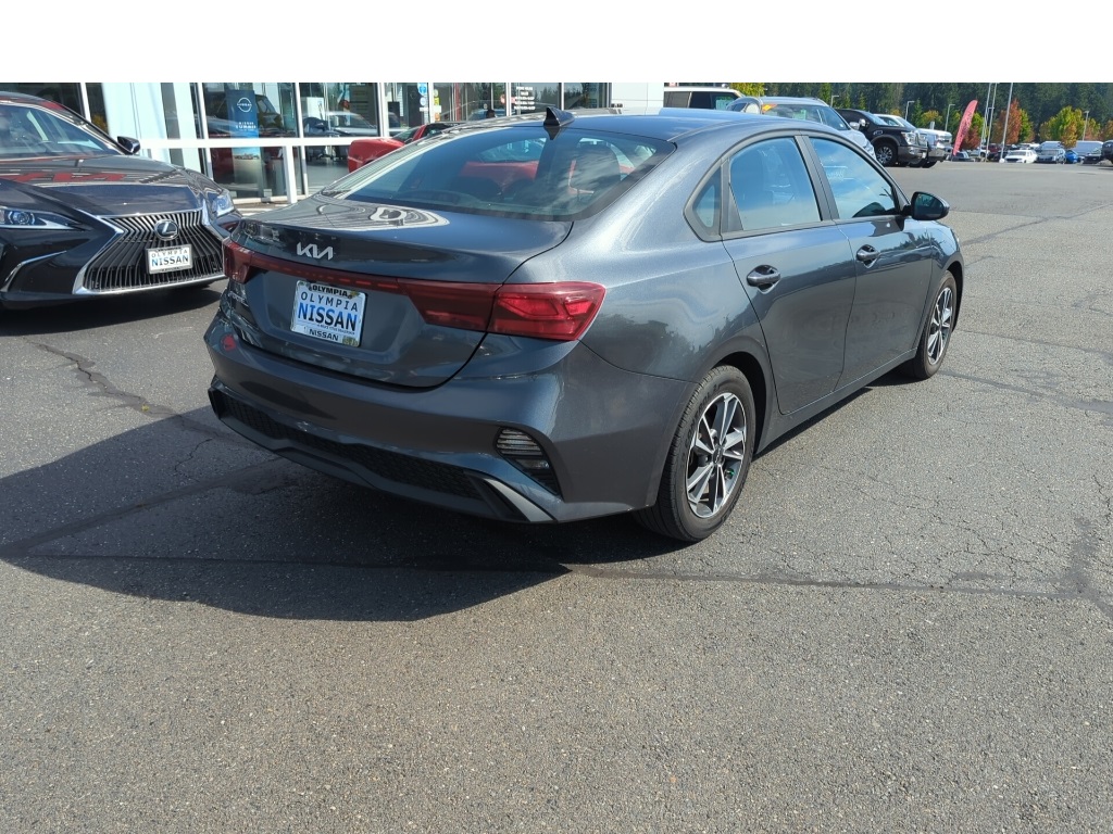2022 Kia Forte LXS photo 6