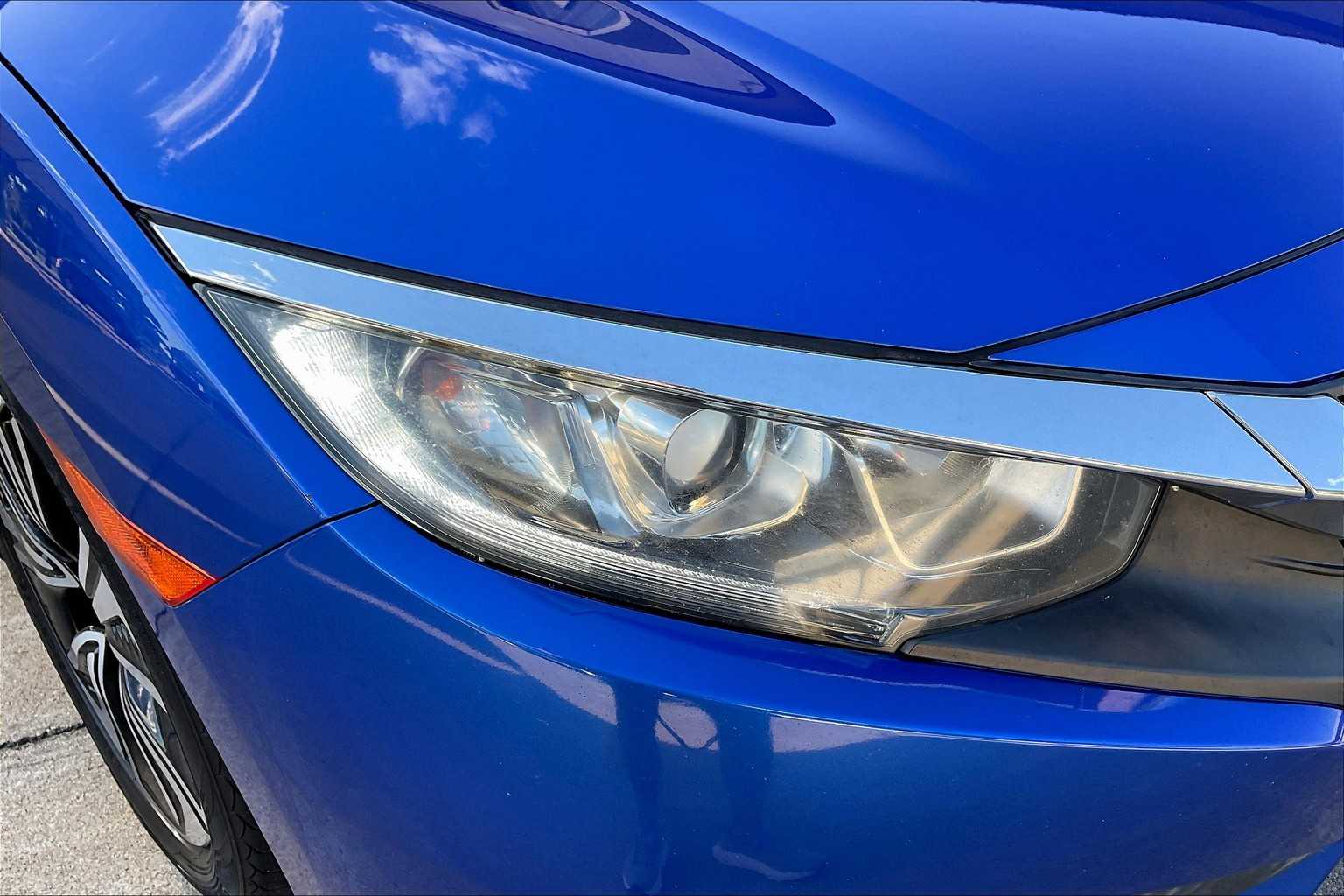 2017 Honda Civic EX-T photo 26