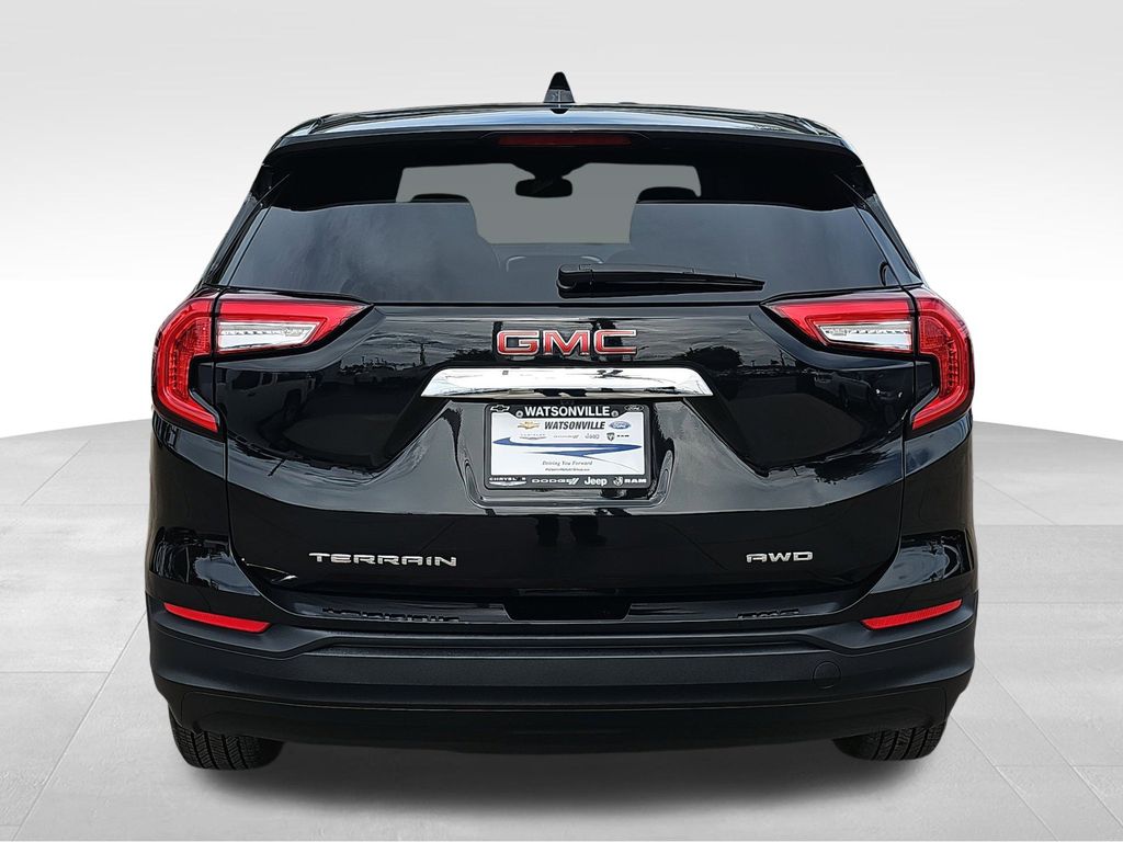 2024 Gmc Terrain SLE photo 4