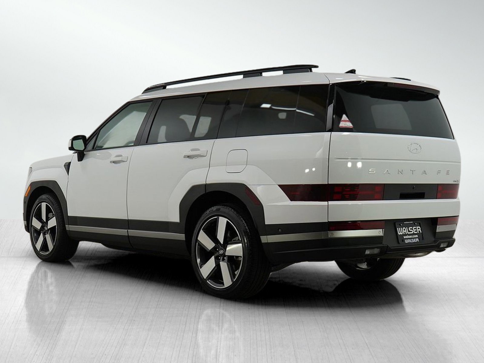 2025 Hyundai Santa Fe Limited photo 2