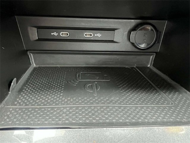 2022 Volkswagen Tiguan SE photo 19