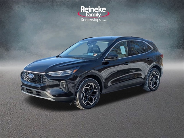 2026 Ford Escape Platinum's photo