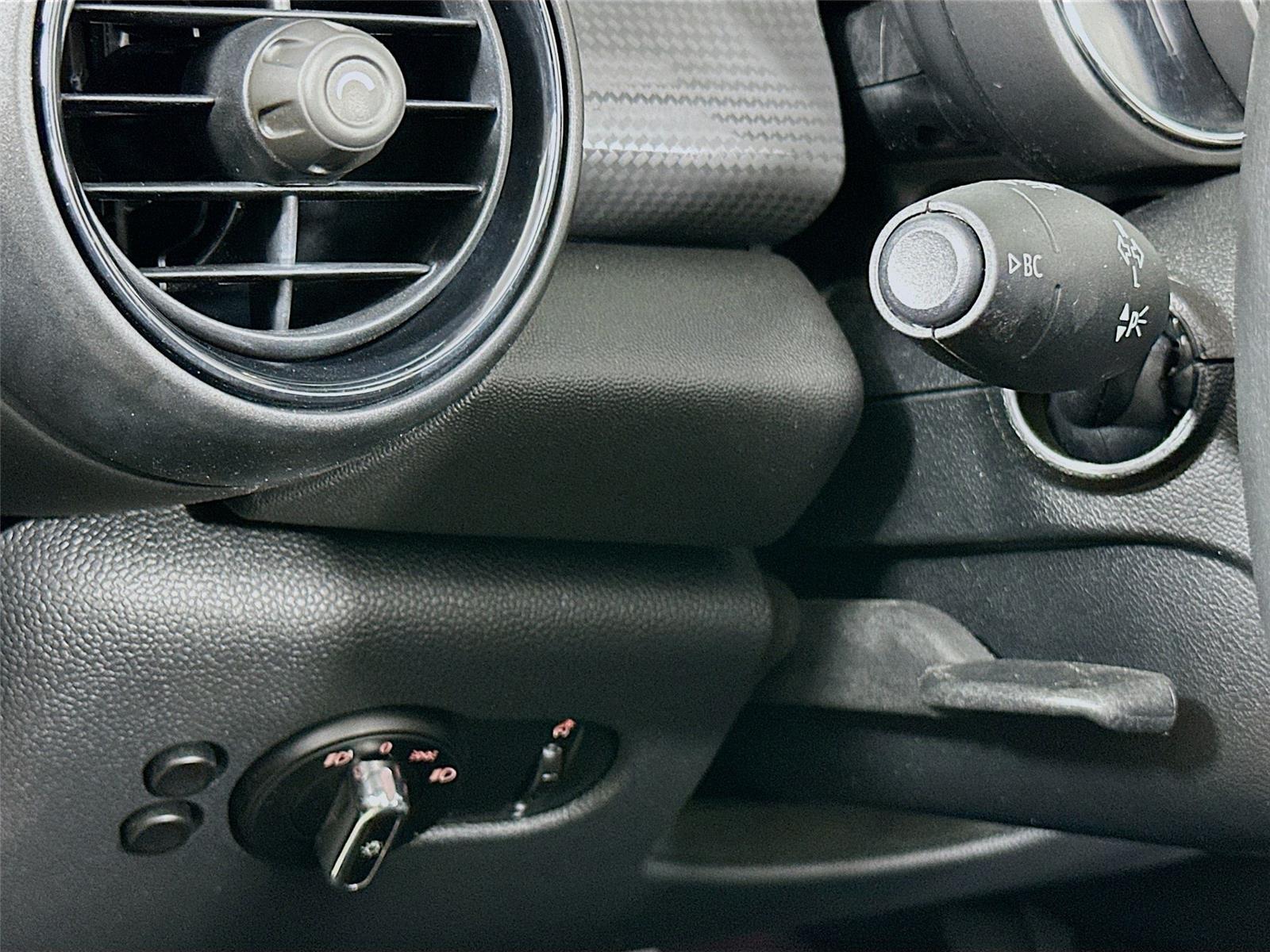 2017 Mini Cooper Convertible photo 10