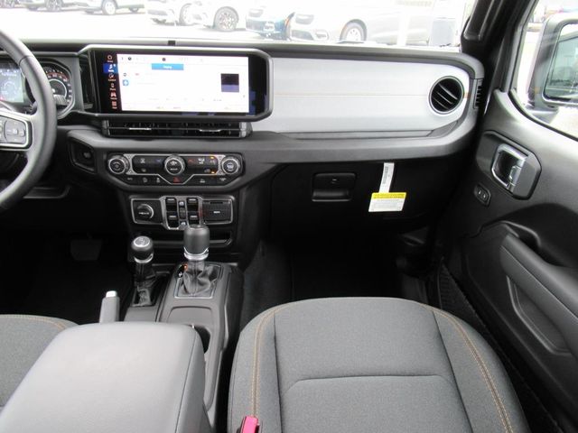 2025 Jeep Gladiator Sport S photo 14