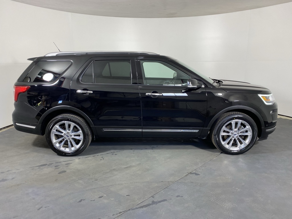 2018 Ford Explorer Limited photo 9