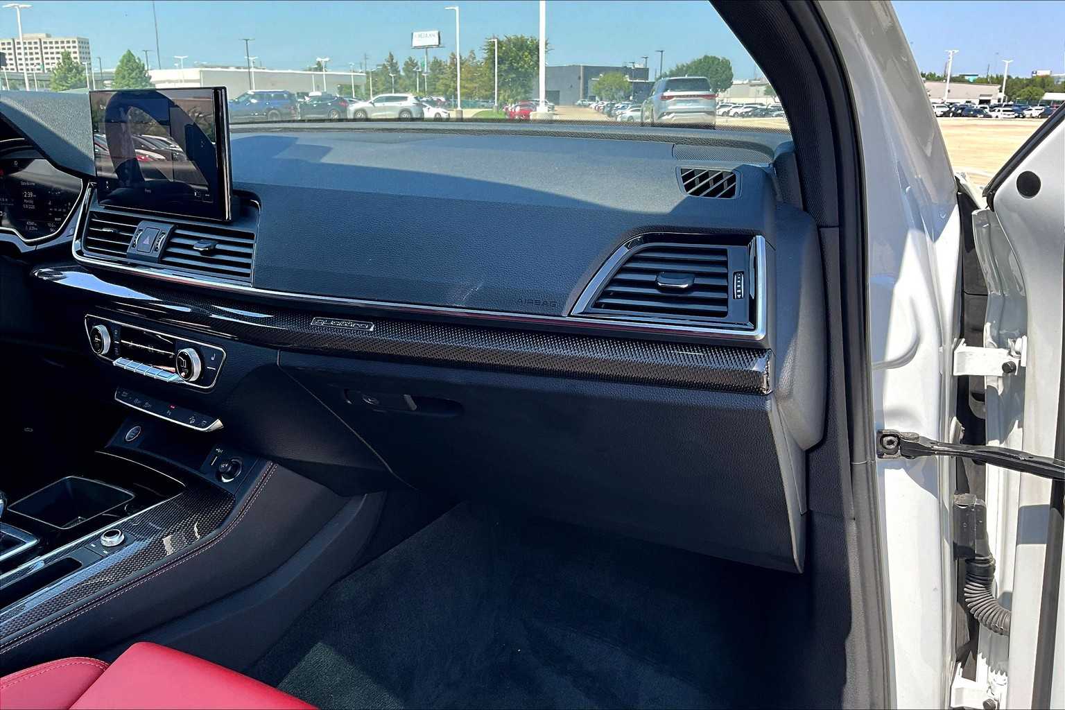 2023 Audi SQ5 Premium Plus photo 30