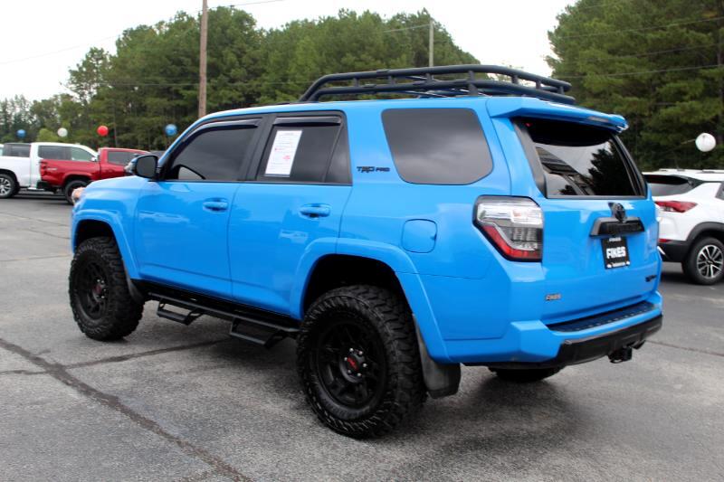 2019 Toyota 4Runner SR5 photo 7