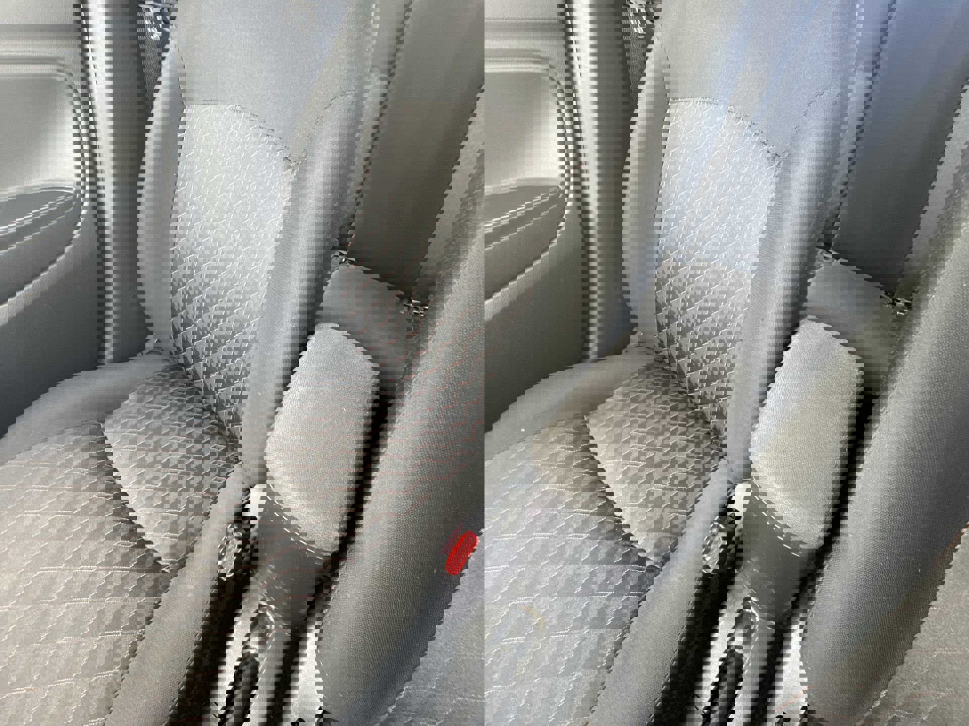2023 Mitsubishi Mirage ES photo 20