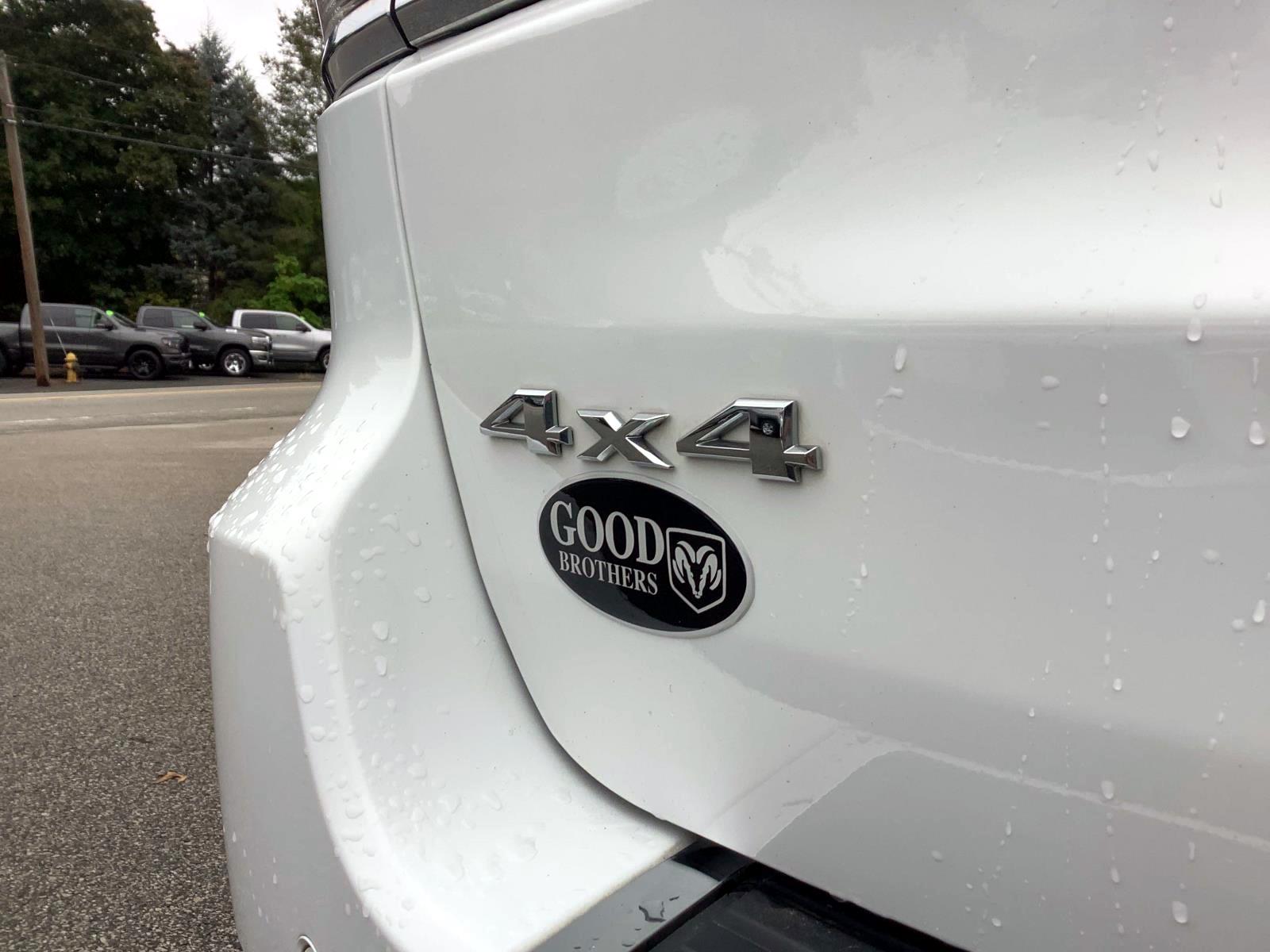 2020 Jeep Grand Cherokee Limited photo 8