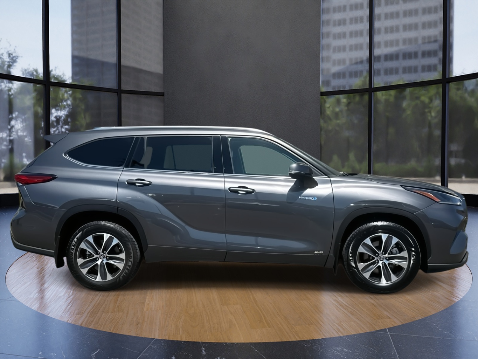 2021 Toyota Highlander Hybrid XLE Sport photo 3
