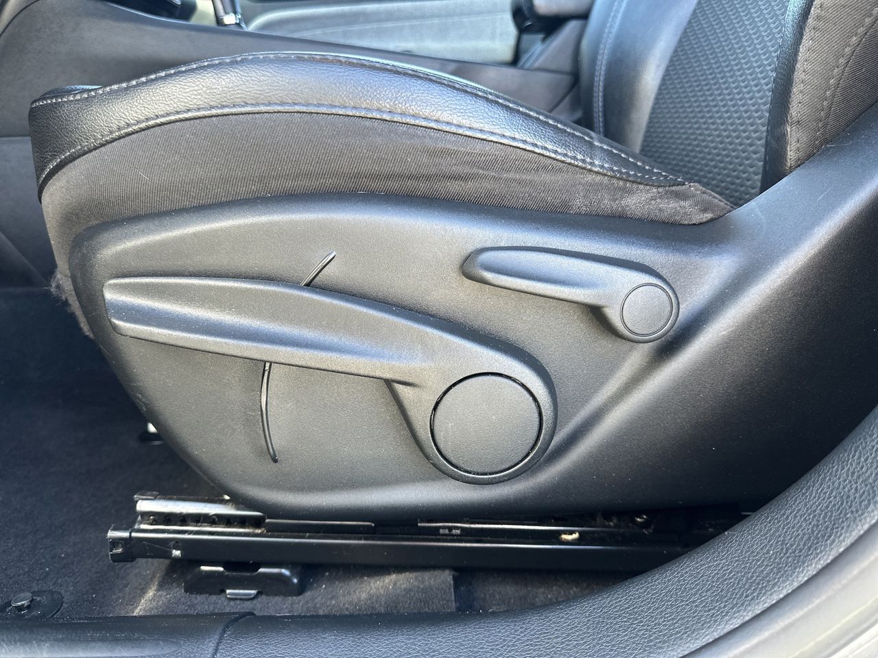 2022 Jeep Compass Latitude photo 4