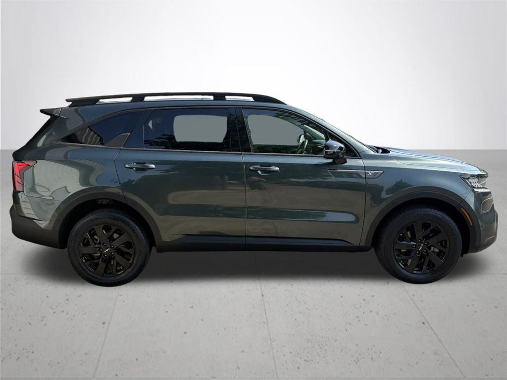 2022 Kia Sorento X-Line S photo 3