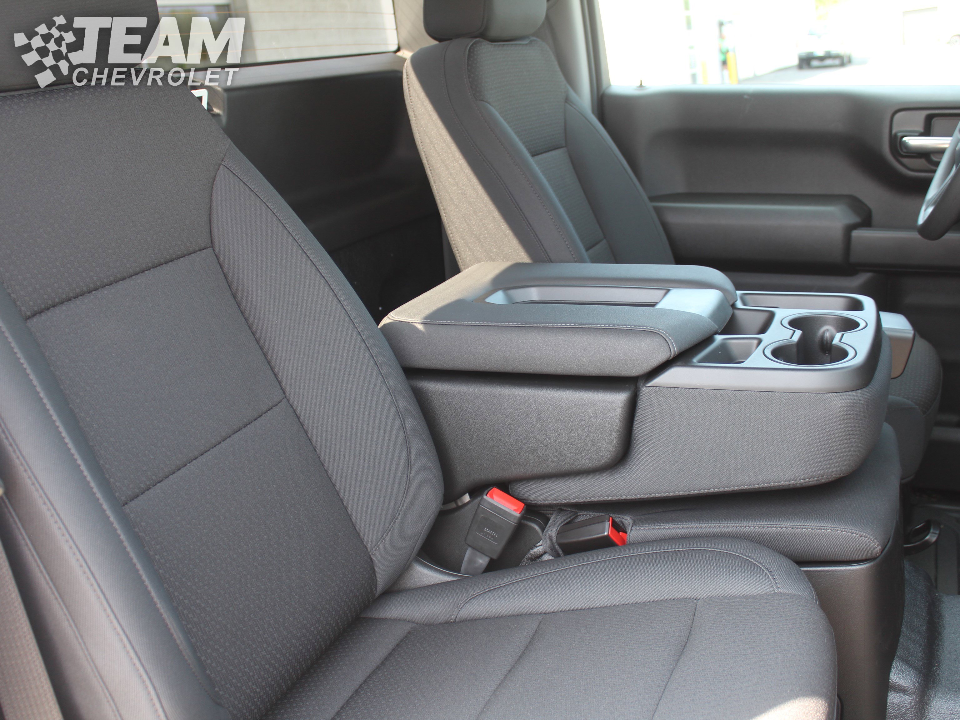 2025 Chevrolet Silverado 1500 photo 16