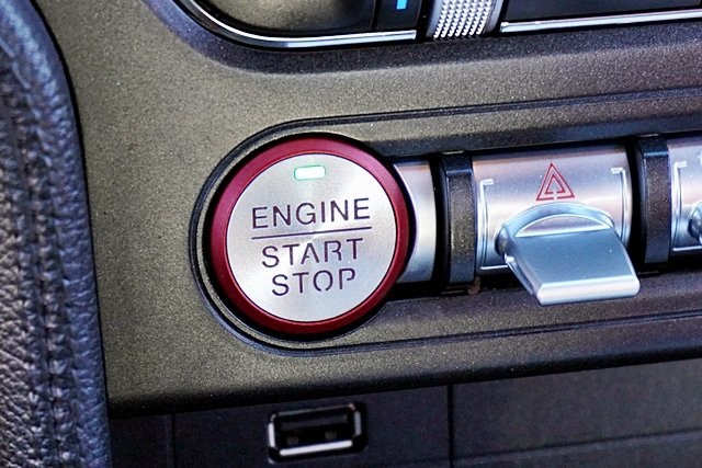 Used 2023 White Ford GT Premium image 28