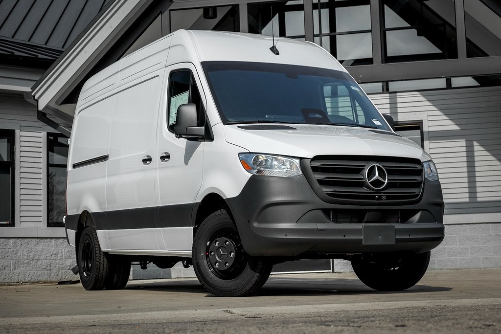 2025 Mercedes-Benz Sprinter Cargo Van Base's photo