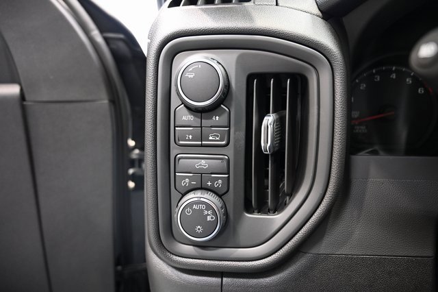 2026 Chevrolet Silverado 1500 Custom photo 19