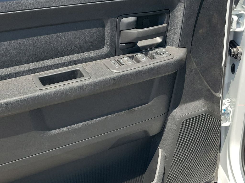 2025 Ram 3500 Tradesman photo 43