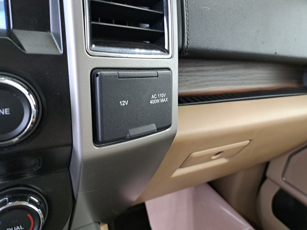 2017 Ford F-150 Lariat photo 15