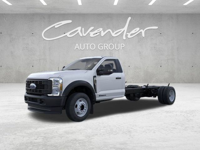 2026 Ford F-600 Super Duty Chassis Cab XL's photo