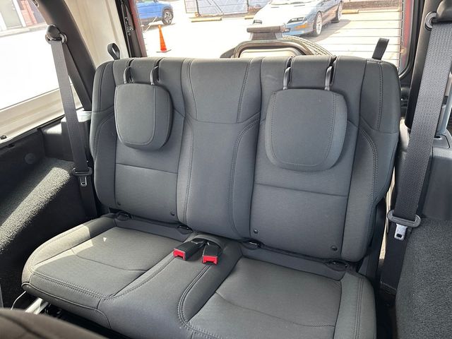 2019 Jeep Wrangler Sport S photo 20