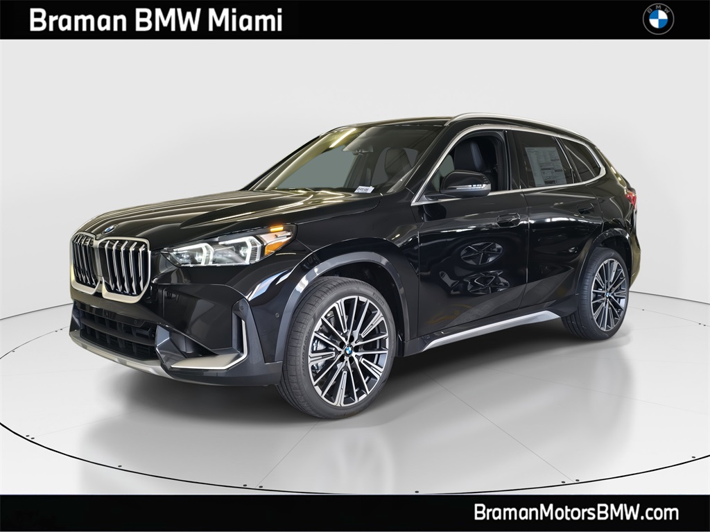 2026 BMW X1 28i's photo