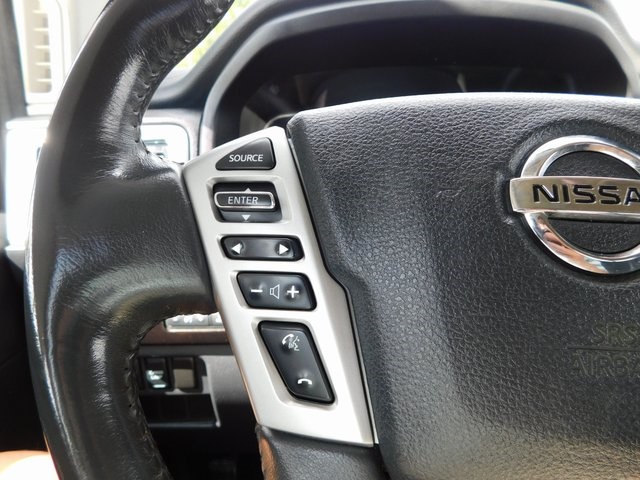 2017 Nissan Titan SV photo 22