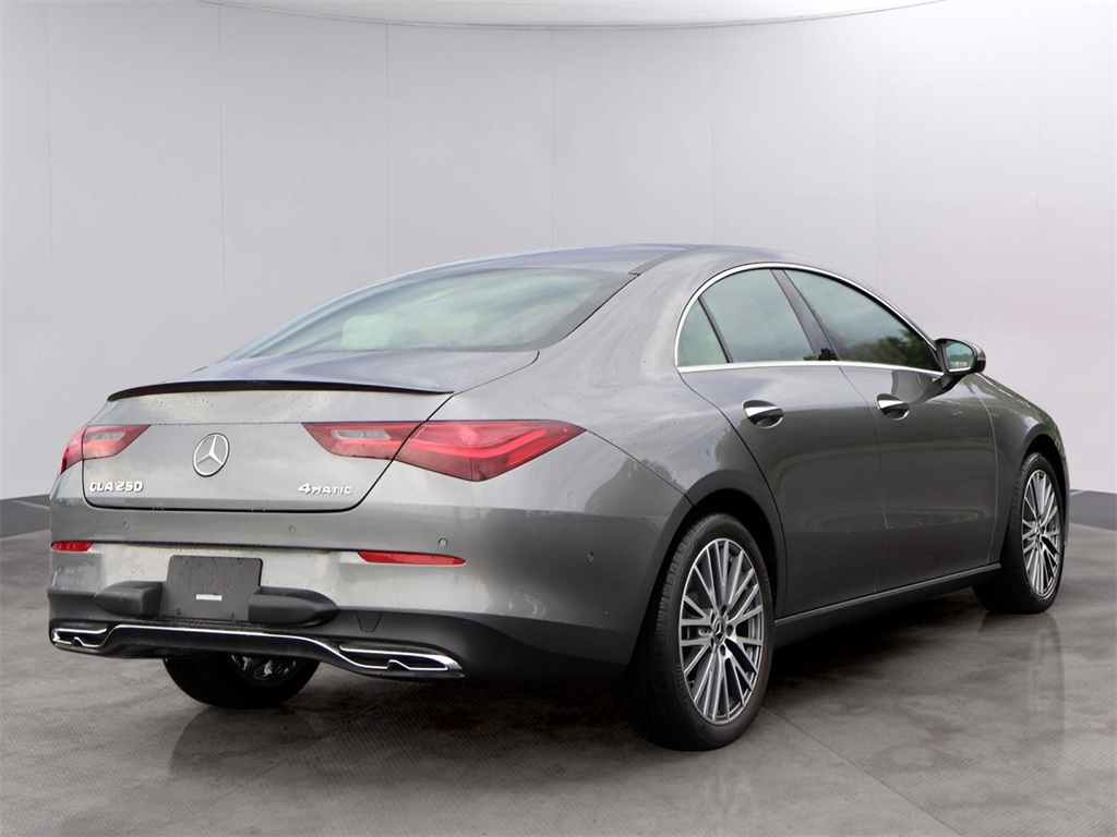2024 Mercedes Benz CLA 250 4MATIC photo 5