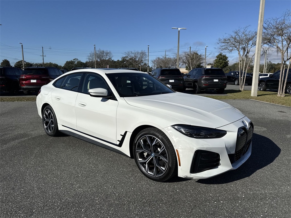 2022 BMW i4 Base's photo