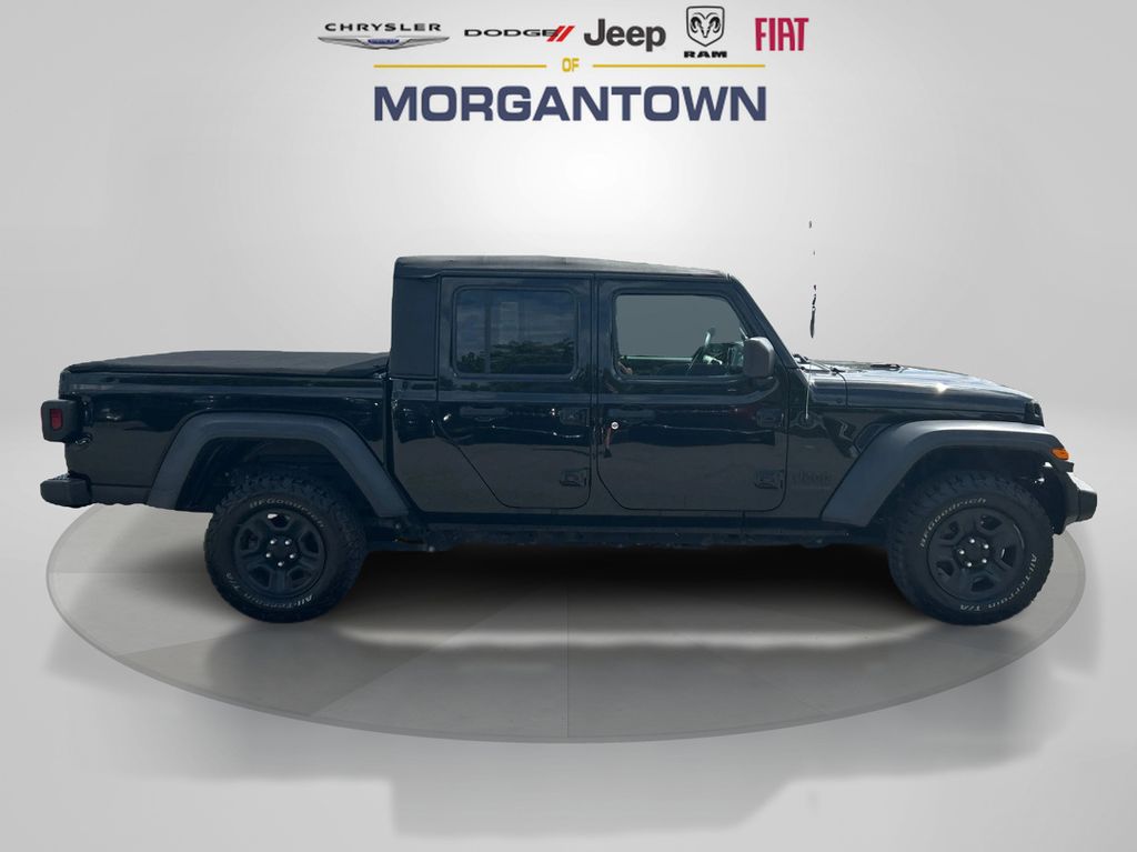 2020 Jeep Gladiator Sport photo 4