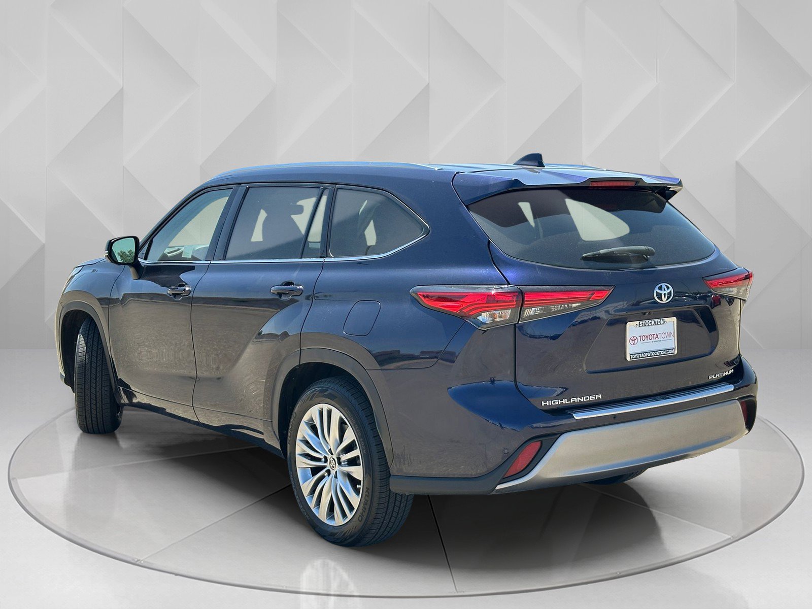 2023 Toyota Highlander Platinum photo 5