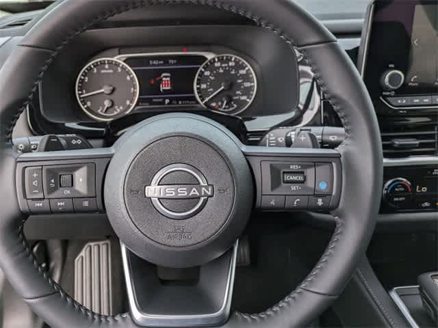 2025 Nissan Pathfinder SV photo 18