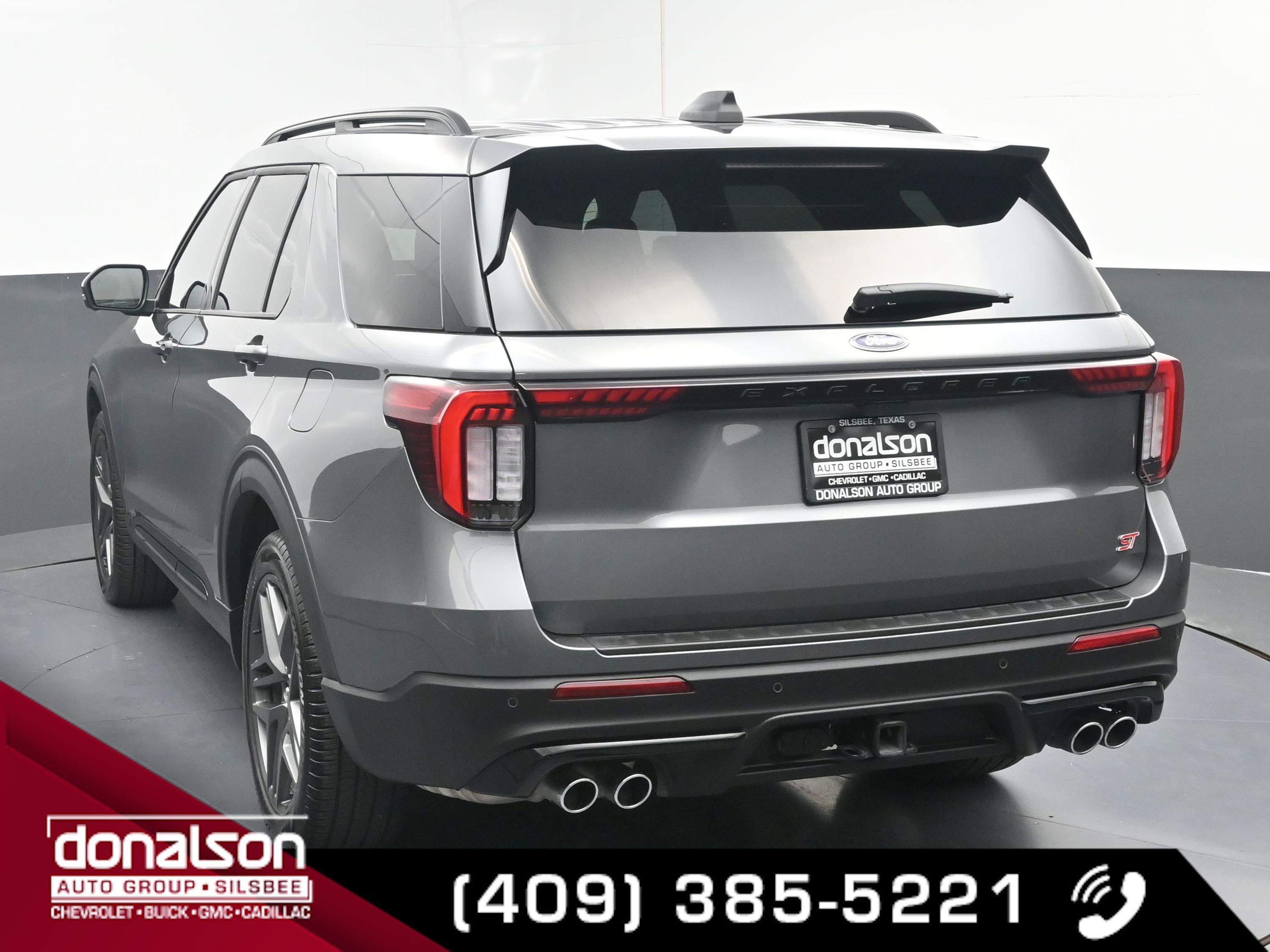 2025 Ford Explorer ST photo 3