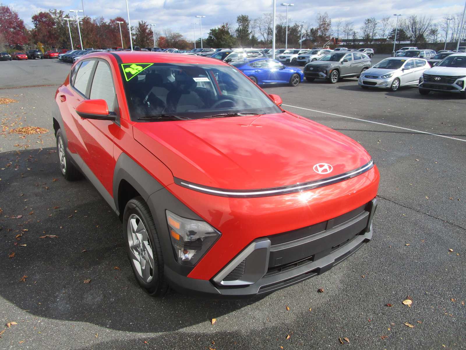 2025 Hyundai Kona SE photo 3